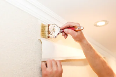 Pose de papier peint à Radepont — revêtements muraux et toiles de verre